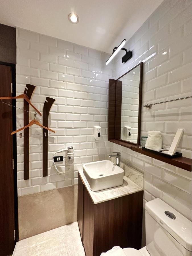 Aerotel Cebu Île de Mactan Extérieur photo